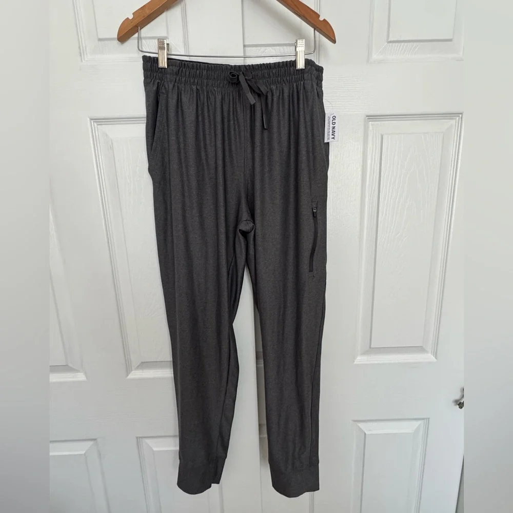 Men’s M Old Navy Active Sweatpants Joggers Bundle Gray Tapered Zip Pocket 2-Pack - Picture 2 of 14